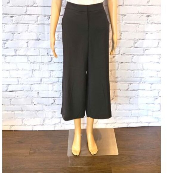 NWOT!! - ANN TAYLOR Factory, Black cropped wide legged pants - Picture 4 of 14